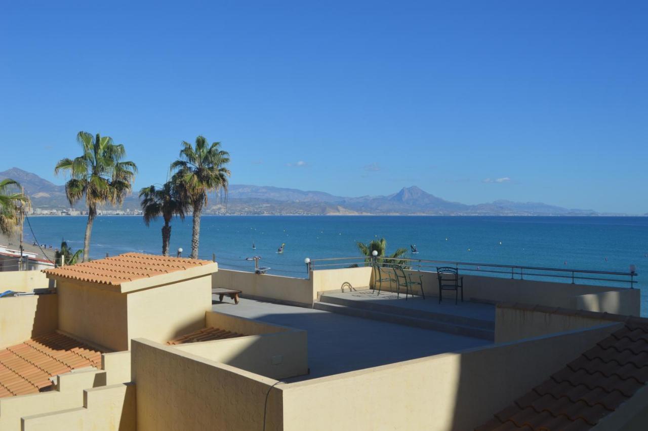 Maravilloso Apartamento Amanecer Cabo A Pie De Playa Y Mar En Chalet Roquetes Alicante Eksteriør billede