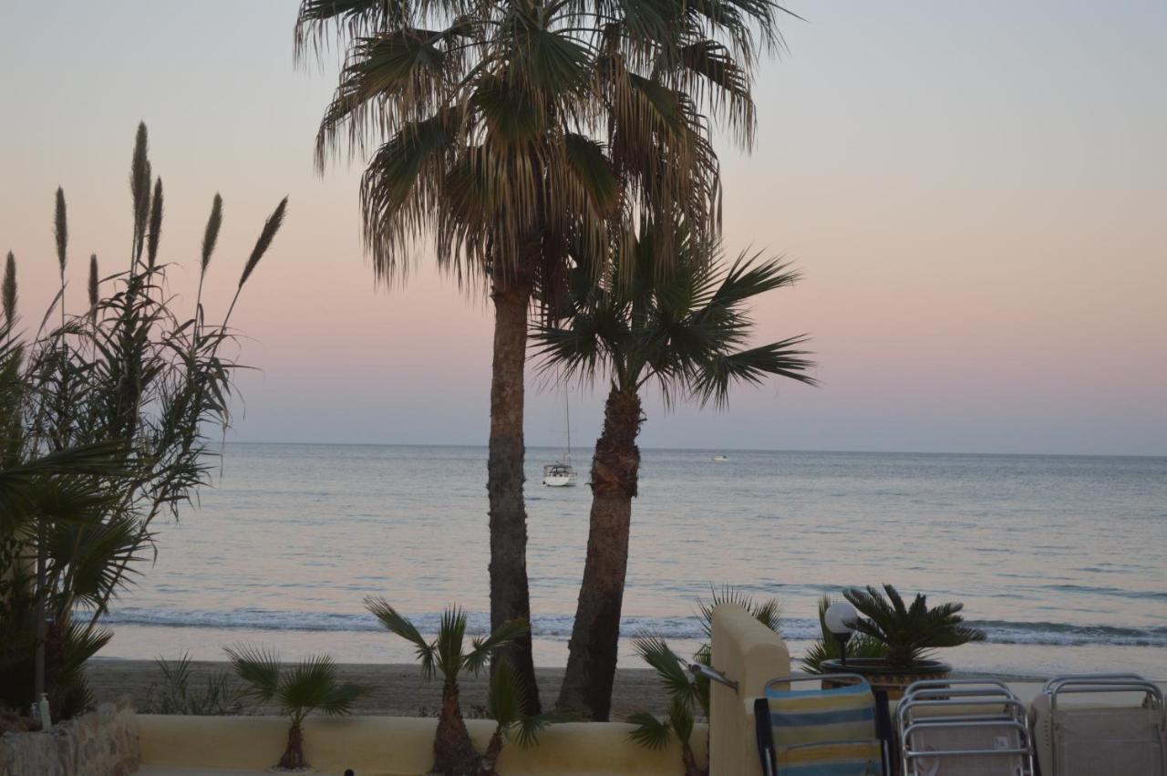 Maravilloso Apartamento Amanecer Cabo A Pie De Playa Y Mar En Chalet Roquetes Alicante Eksteriør billede