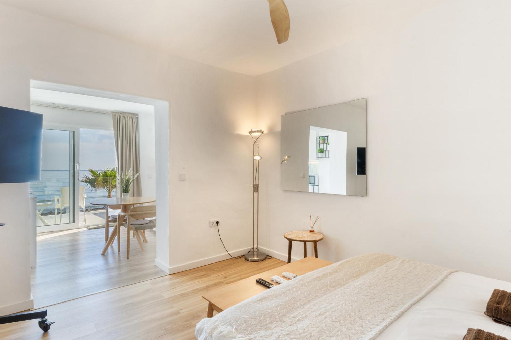 Maravilloso Apartamento Amanecer Cabo A Pie De Playa Y Mar En Chalet Roquetes Alicante Eksteriør billede