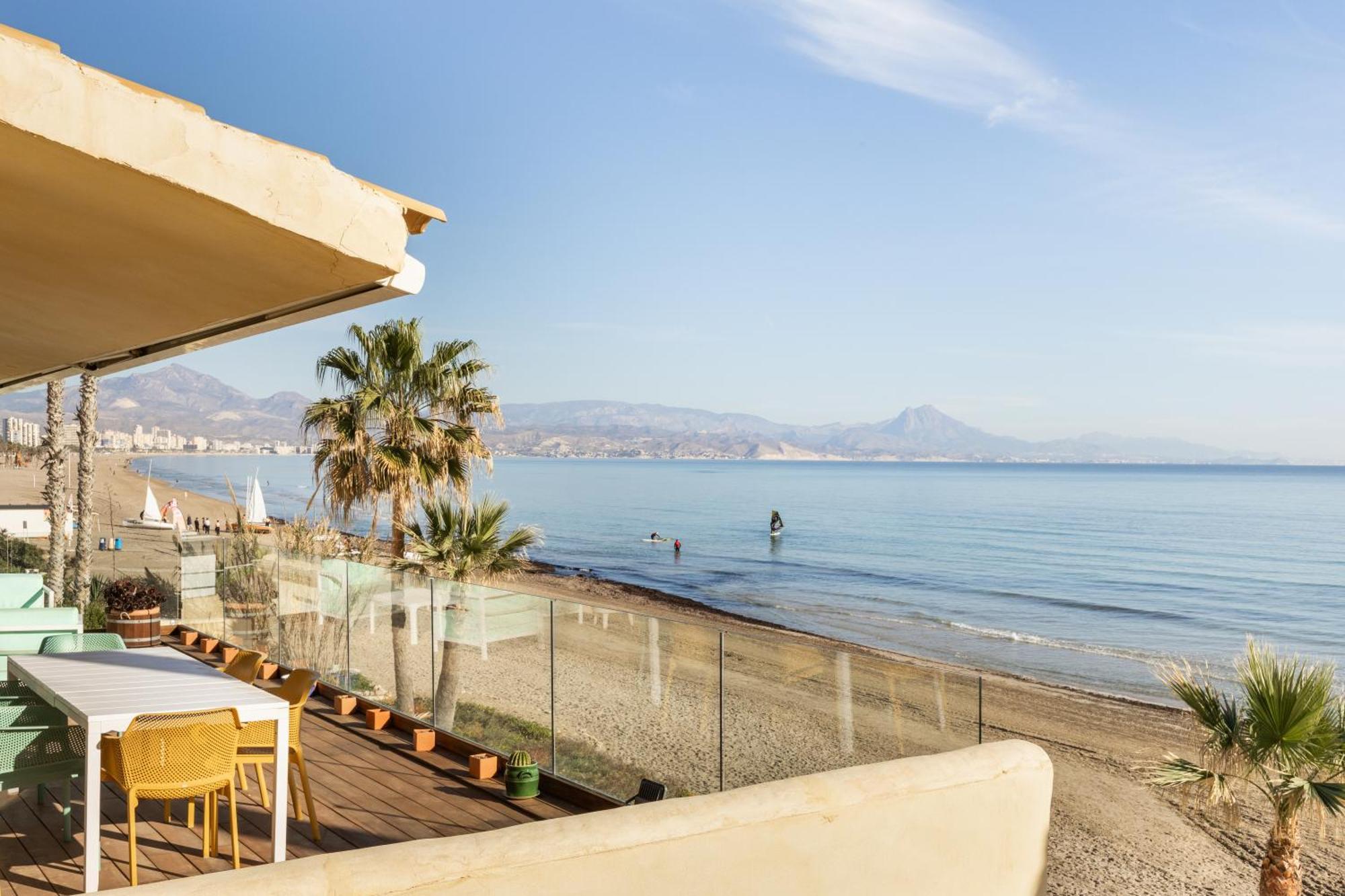 Maravilloso Apartamento Amanecer Cabo A Pie De Playa Y Mar En Chalet Roquetes Alicante Eksteriør billede