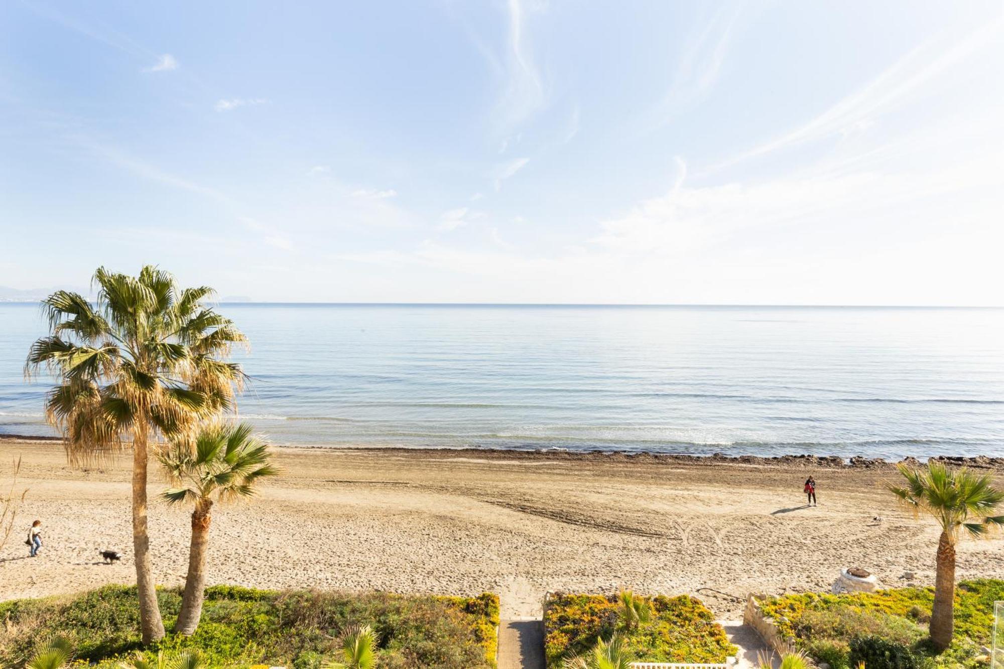 Maravilloso Apartamento Amanecer Cabo A Pie De Playa Y Mar En Chalet Roquetes Alicante Eksteriør billede