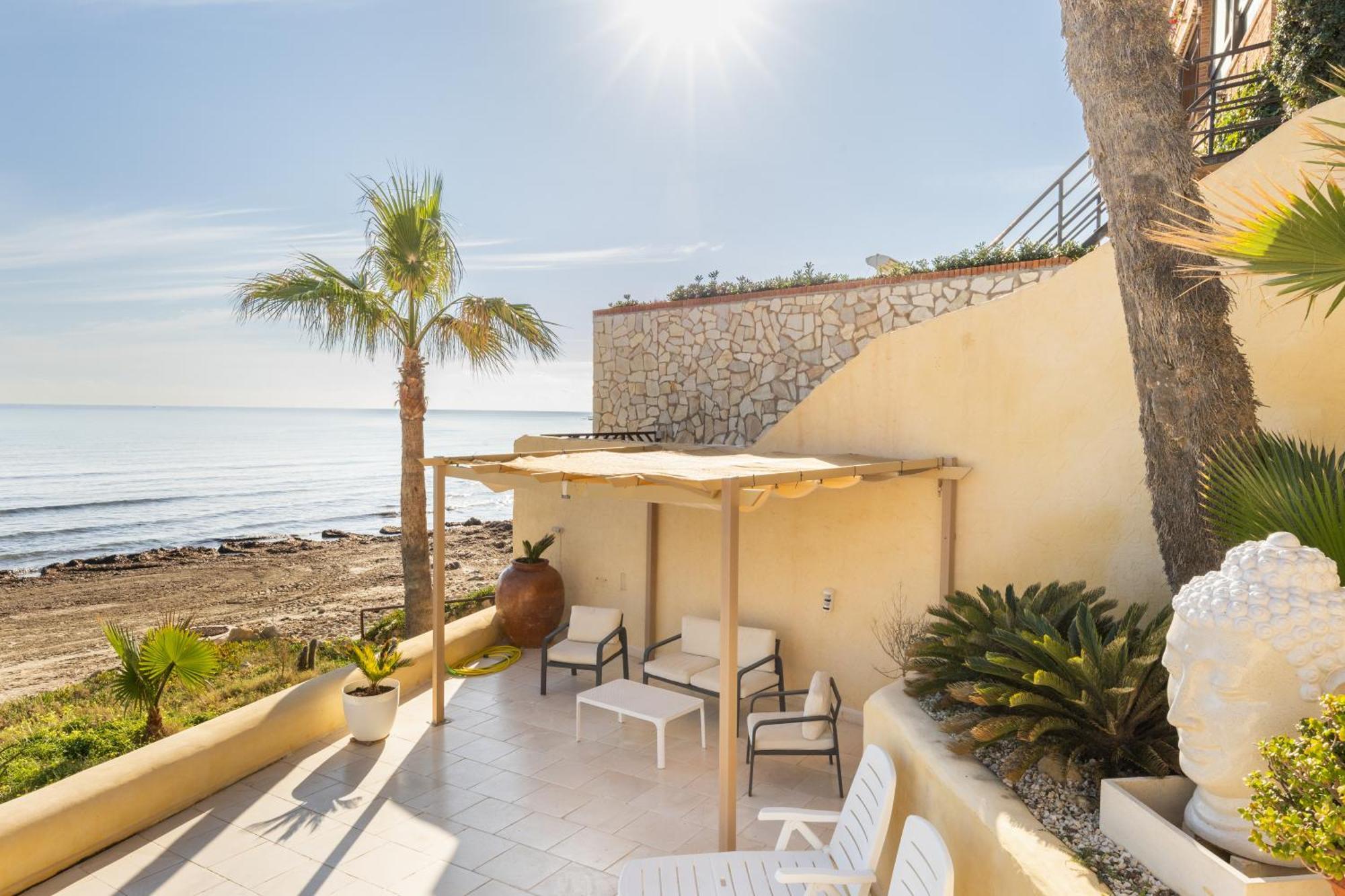 Maravilloso Apartamento Amanecer Cabo A Pie De Playa Y Mar En Chalet Roquetes Alicante Eksteriør billede